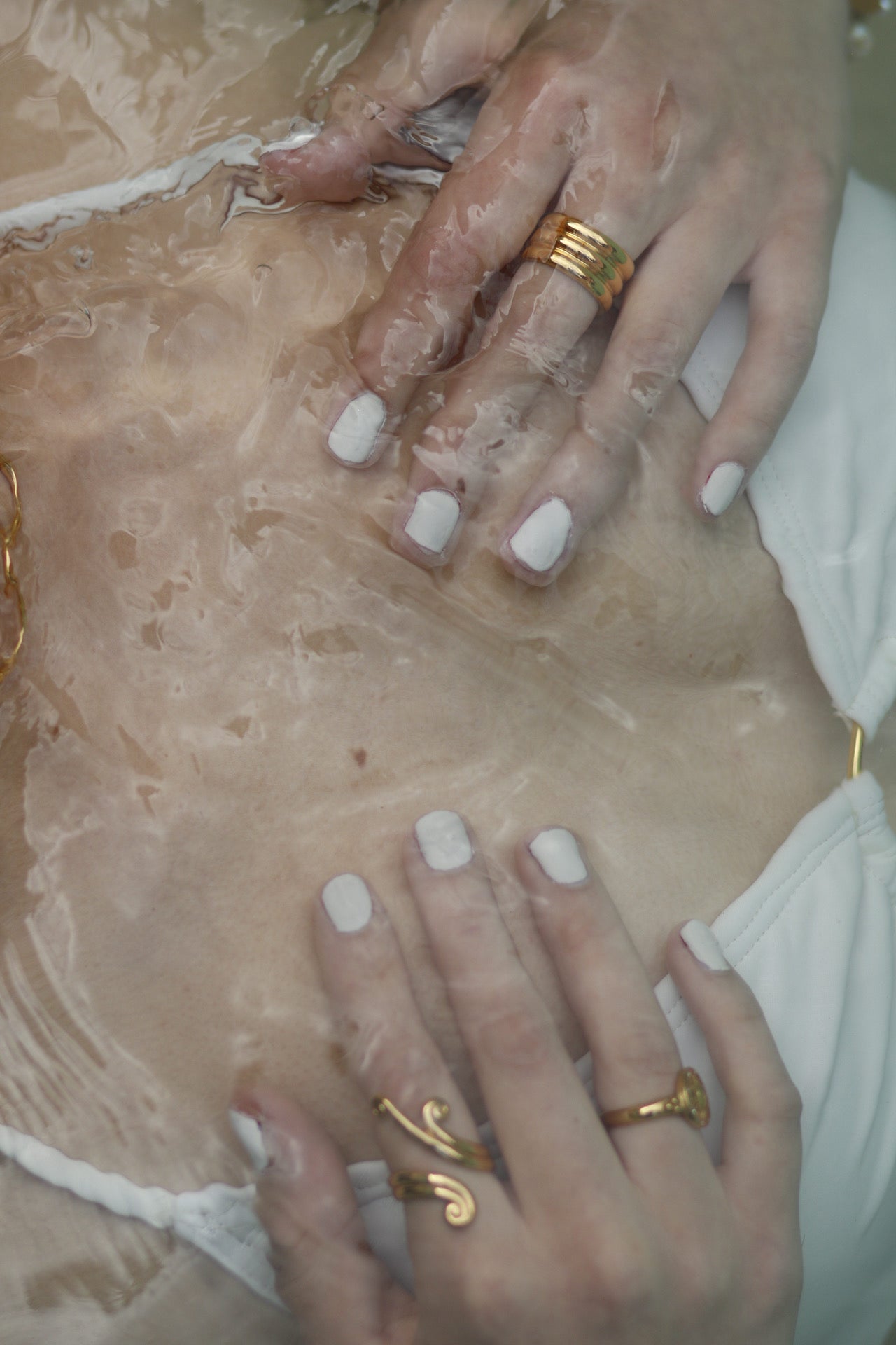 ELEGANT SEA RING