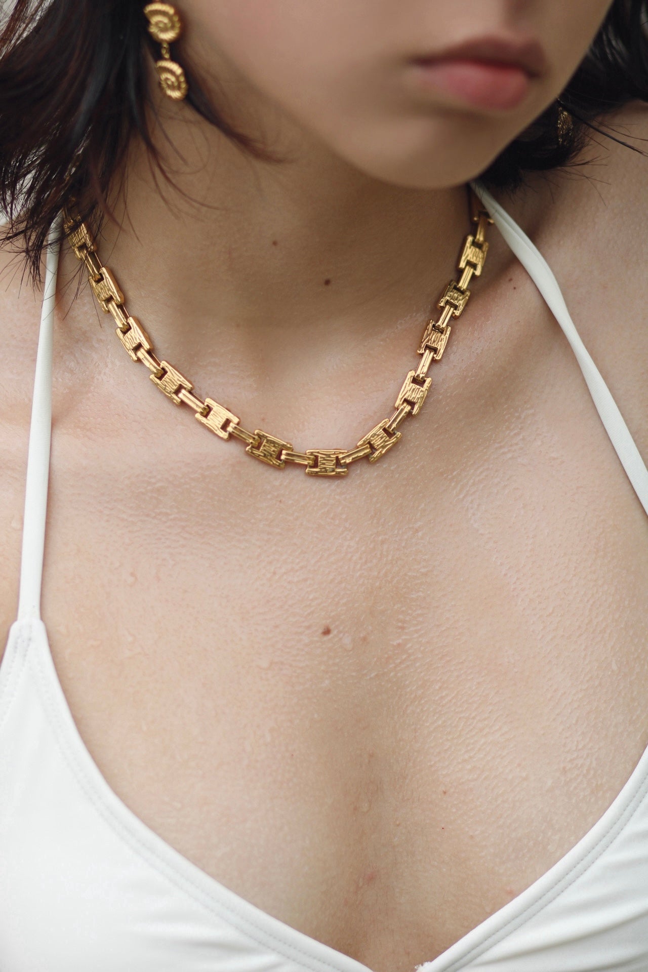 BUNGALÓ NECKLACE