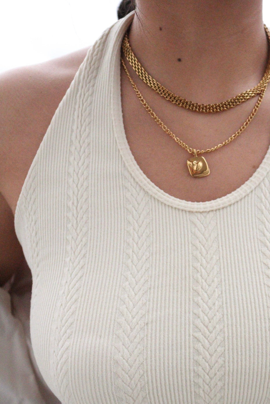 MILÁN NECKLACE