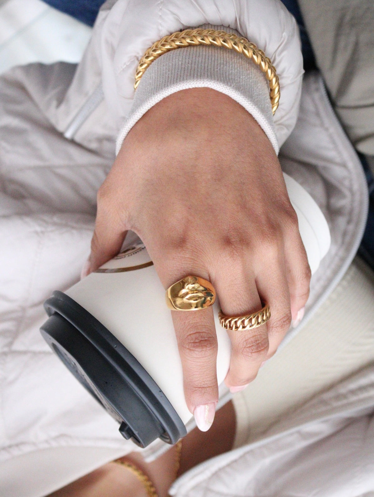 GESTURE RING