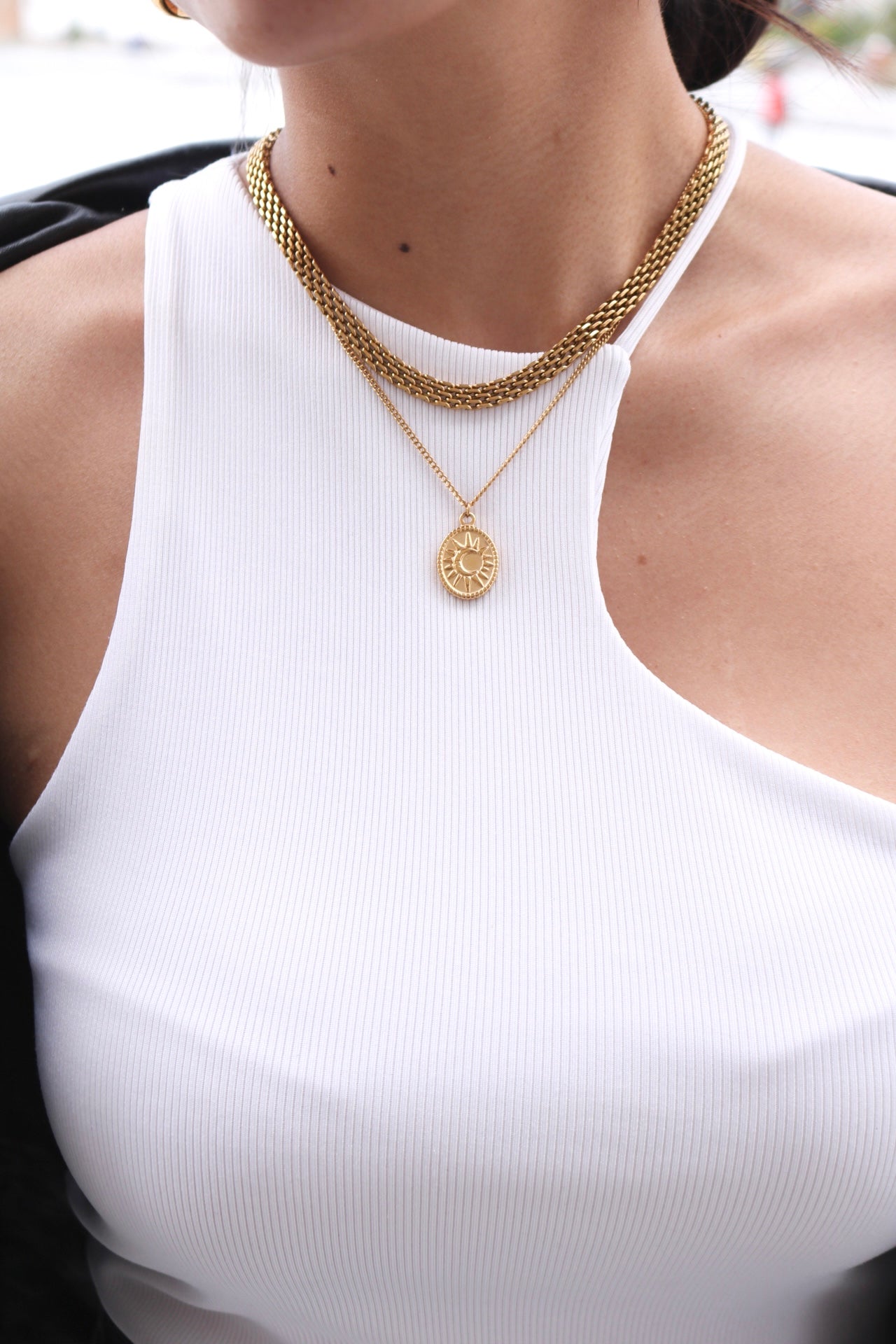 ITZE NECKLACE