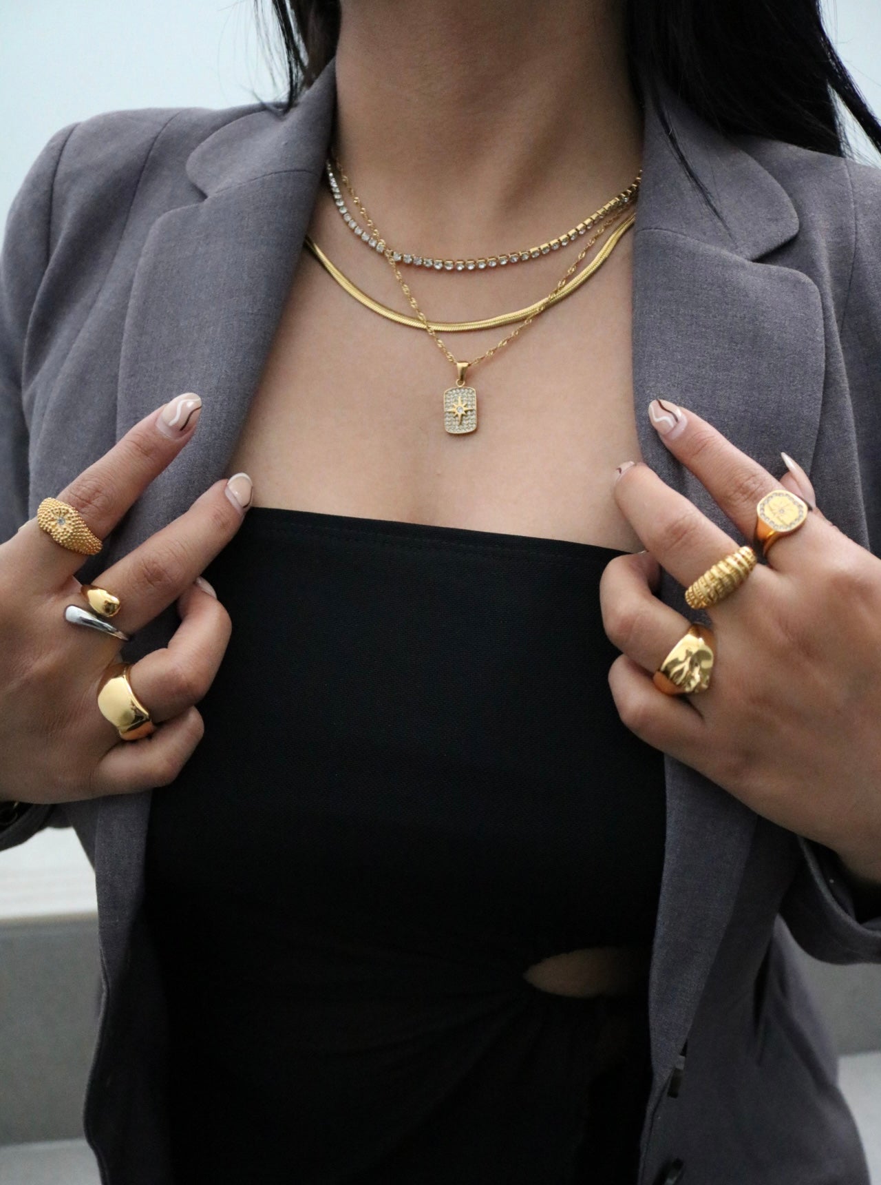 SIRIUS NECKLACE